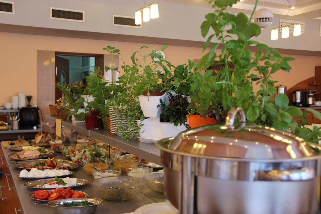 Seapark Hotel Wellness & Spa Kołobrzeg Zewnętrze zdjęcie